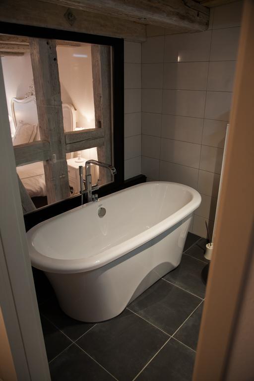 Chambre Le Hupsa Pfannala Saint-Hippolyte  Rom bilde