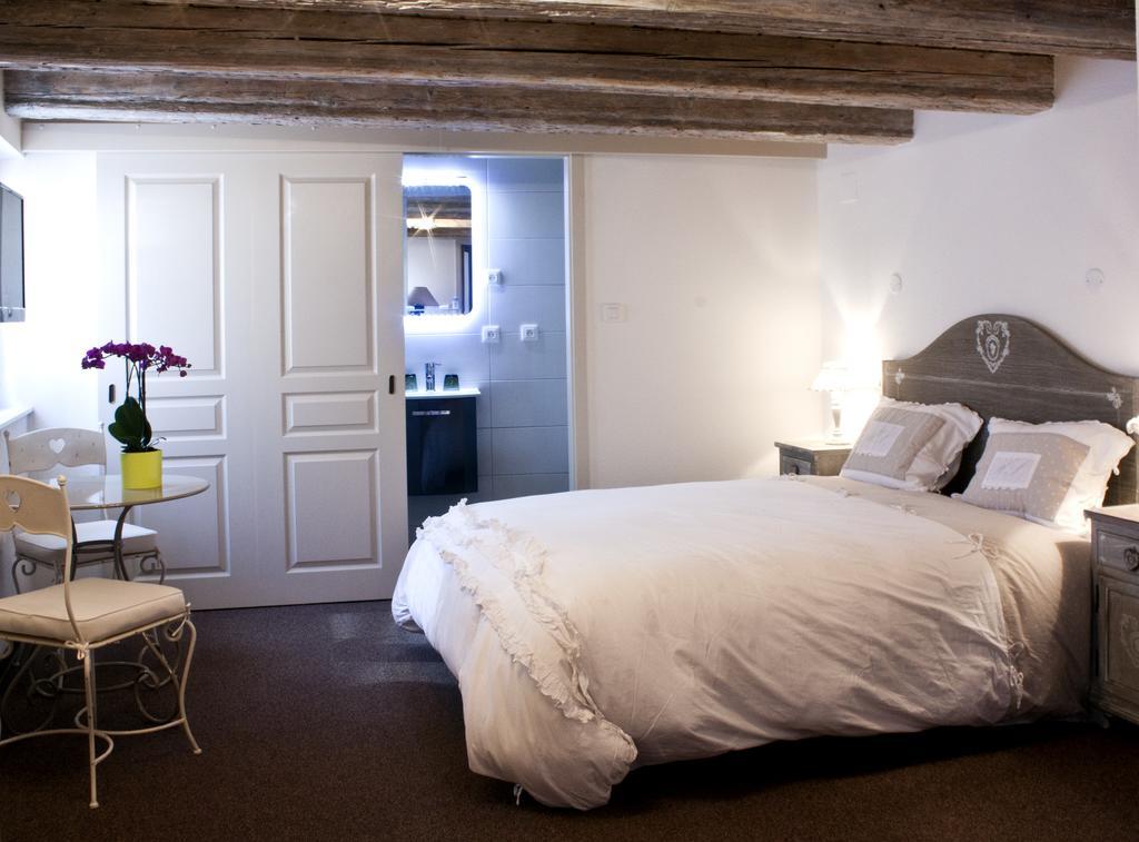 Chambre Le Hupsa Pfannala Saint-Hippolyte  Rom bilde