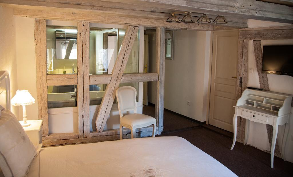 Chambre Le Hupsa Pfannala Saint-Hippolyte  Rom bilde